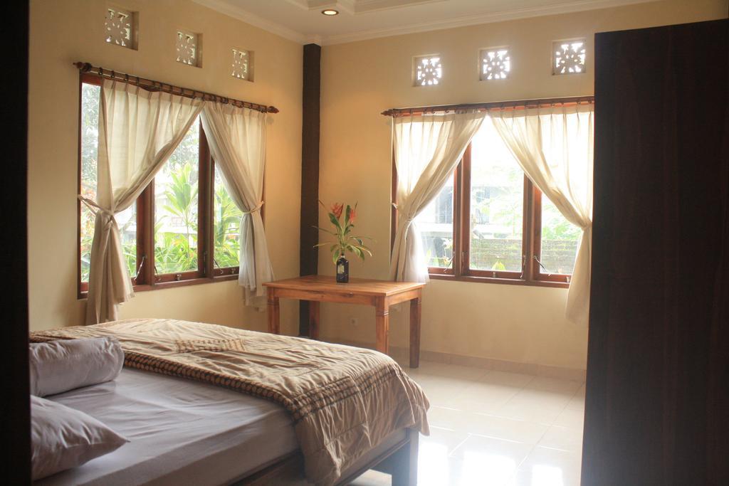 Pondok Loris Guest House Ubud Quarto foto